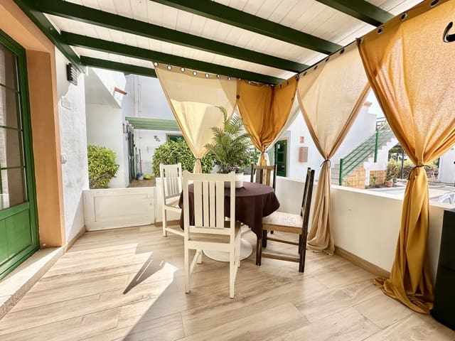 Apartamento de 1 habitación en Caleta de Fuste, Antigua en venta con piscina - 180.000 € (Ref: 10118217)