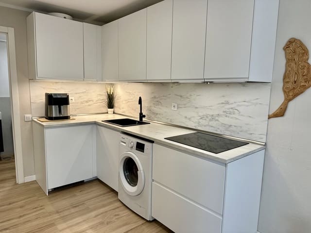 Apartamento de 1 habitación en Caleta de Fuste, Antigua en venta con piscina - 180.000 € (Ref: 10118217)