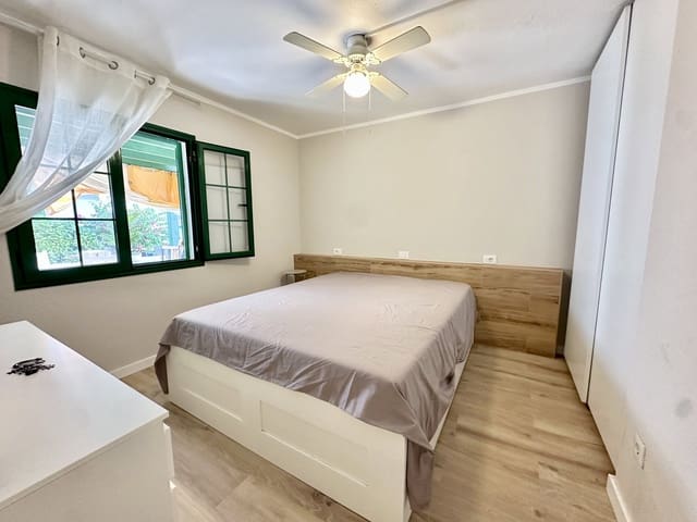 Apartamento de 1 habitación en Caleta de Fuste, Antigua en venta con piscina - 180.000 € (Ref: 10118217)