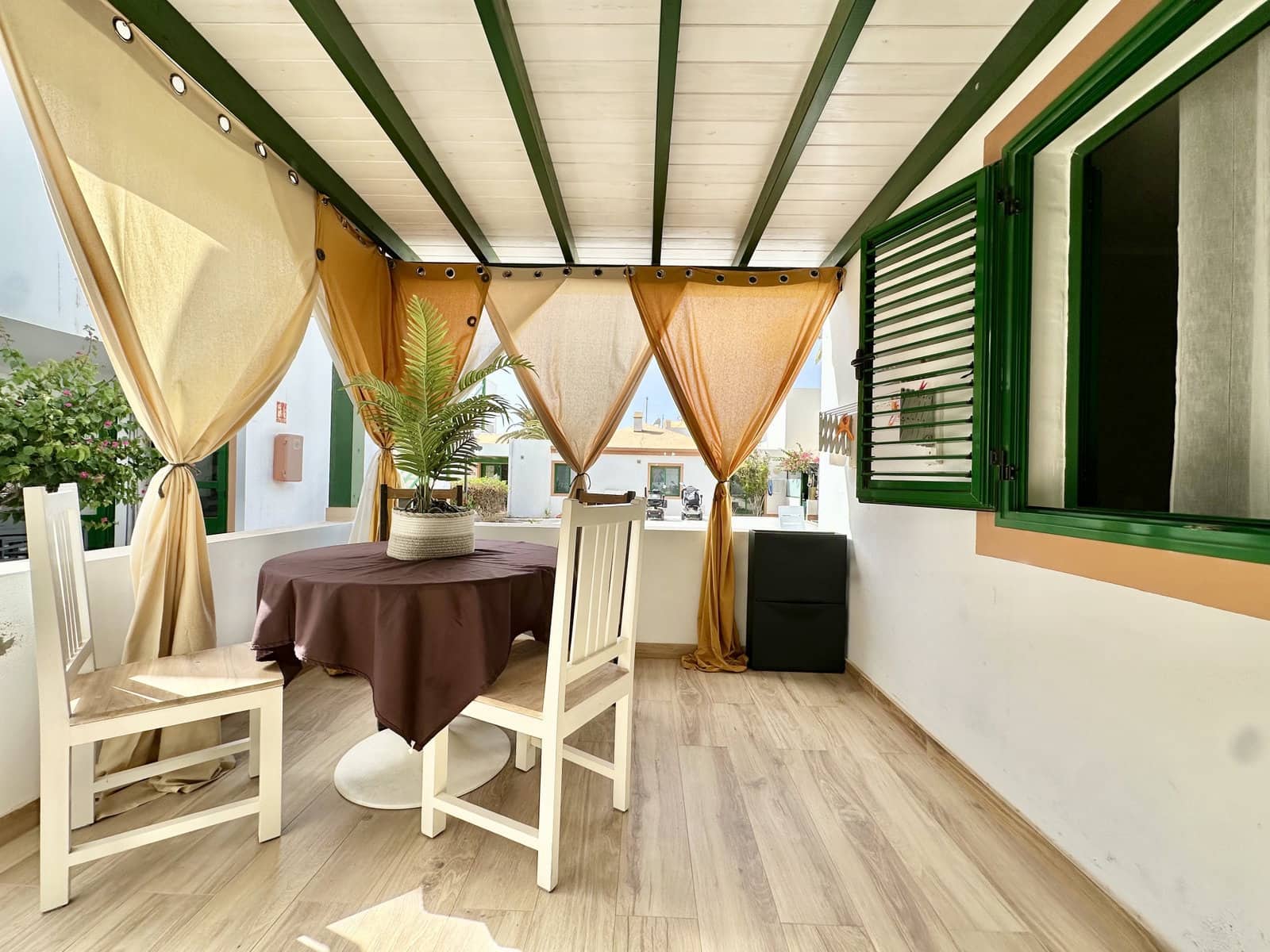 Apartamento de 1 habitación en Caleta de Fuste en venta con piscina - 180.000 € (Ref: 10118217)