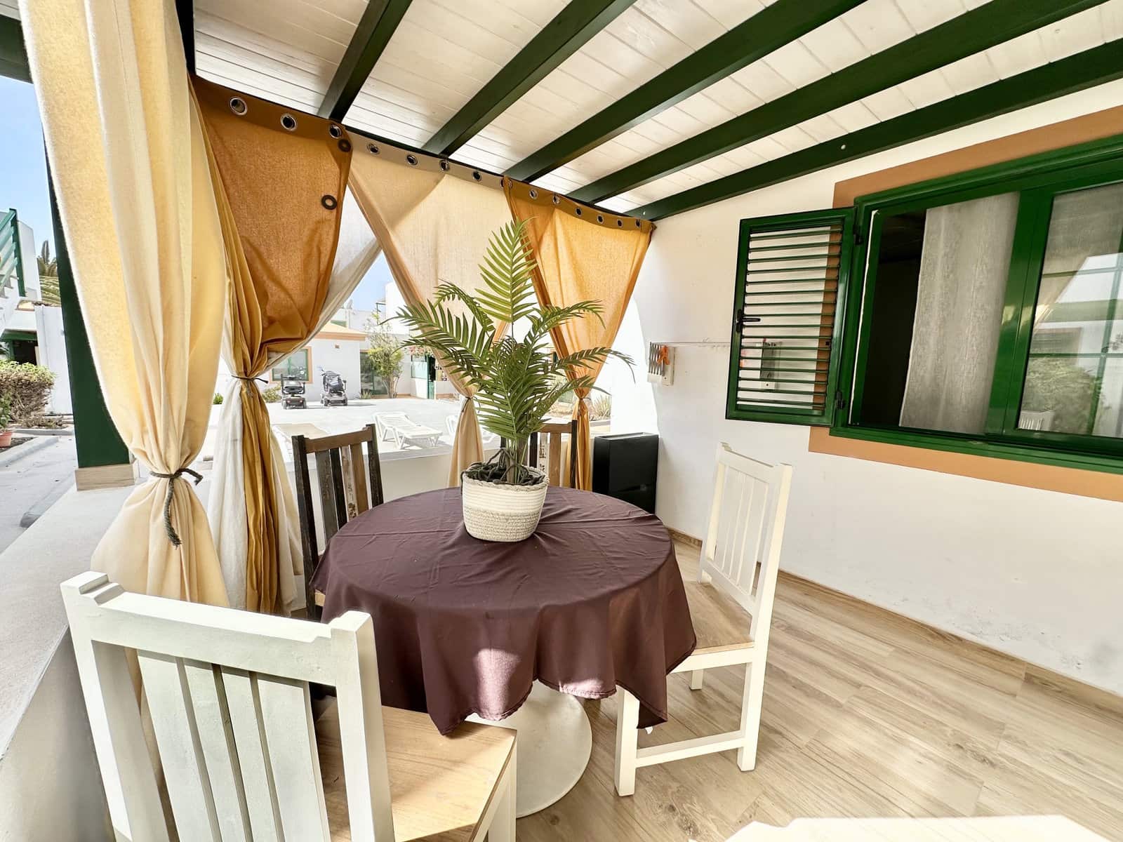 Apartamento de 1 habitación en Caleta de Fuste en venta con piscina - 180.000 € (Ref: 10118217)