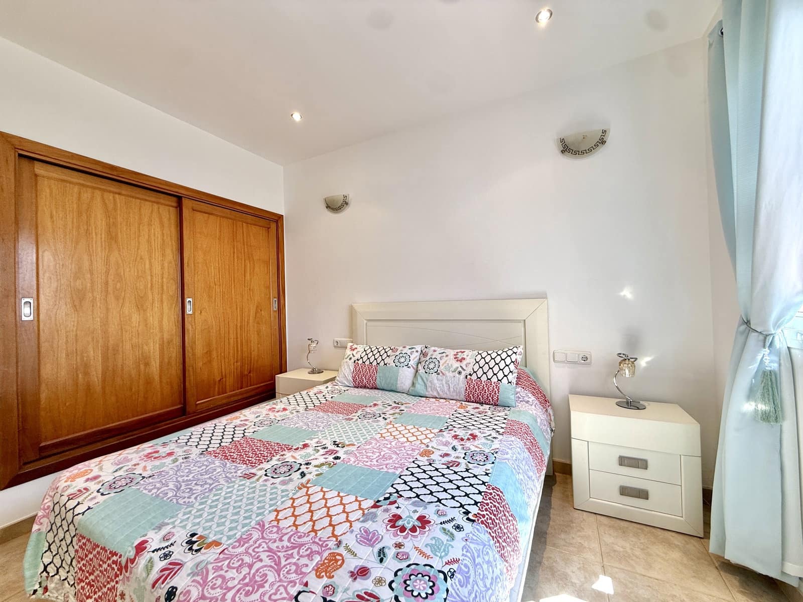2 bedroom Bungalow for sale in Caleta de Fuste with pool garage - € 299,000 (Ref: 10120829)
