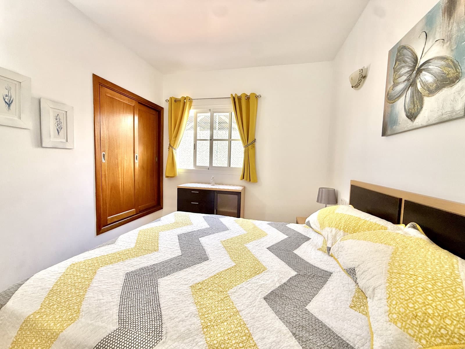 2 bedroom Bungalow for sale in Caleta de Fuste with pool garage - € 299,000 (Ref: 10120829)