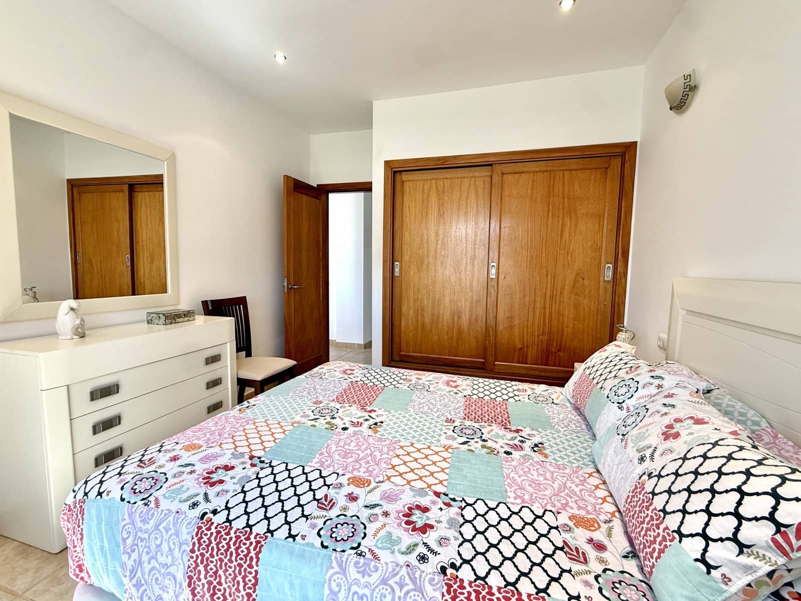 2 bedroom Bungalow for sale in Caleta de Fuste with pool garage - € 299,000 (Ref: 10120829)