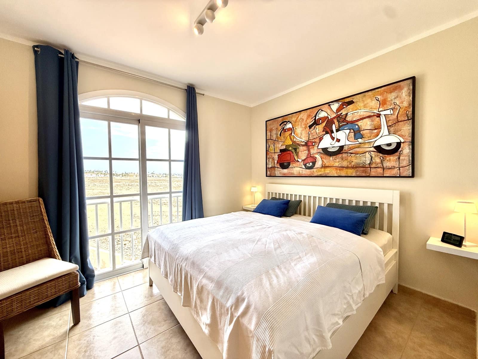 2 bedroom Apartment for sale in Caleta de Fuste with pool garage - € 349,000 (Ref: 10145242)
