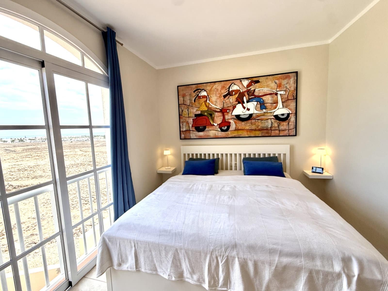 2 bedroom Apartment for sale in Caleta de Fuste with pool garage - € 349,000 (Ref: 10145242)
