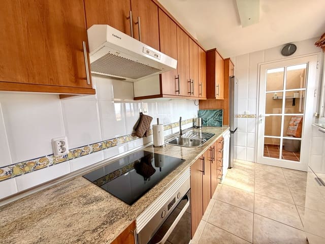 2 bedroom Apartment for sale in Caleta de Fuste, Antigua with pool garage - € 349,000 (Ref: 10145242)