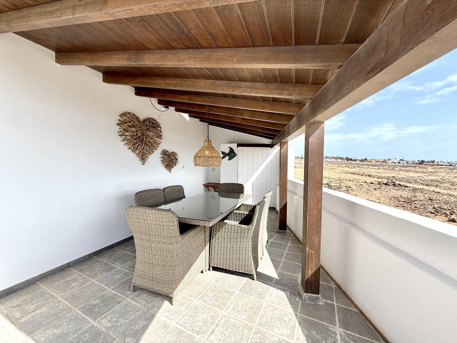 2 bedroom Apartment for sale in Caleta de Fuste with pool garage - € 349,000 (Ref: 10145242)