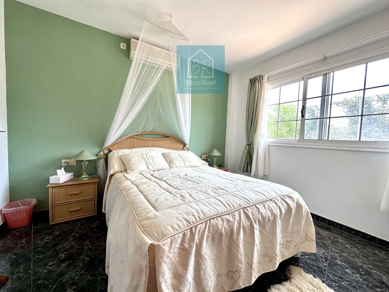 3 soverom Villa til salgs i La Oliva med svømmebasseng garasje - € 475 000 (Ref: 7963581)