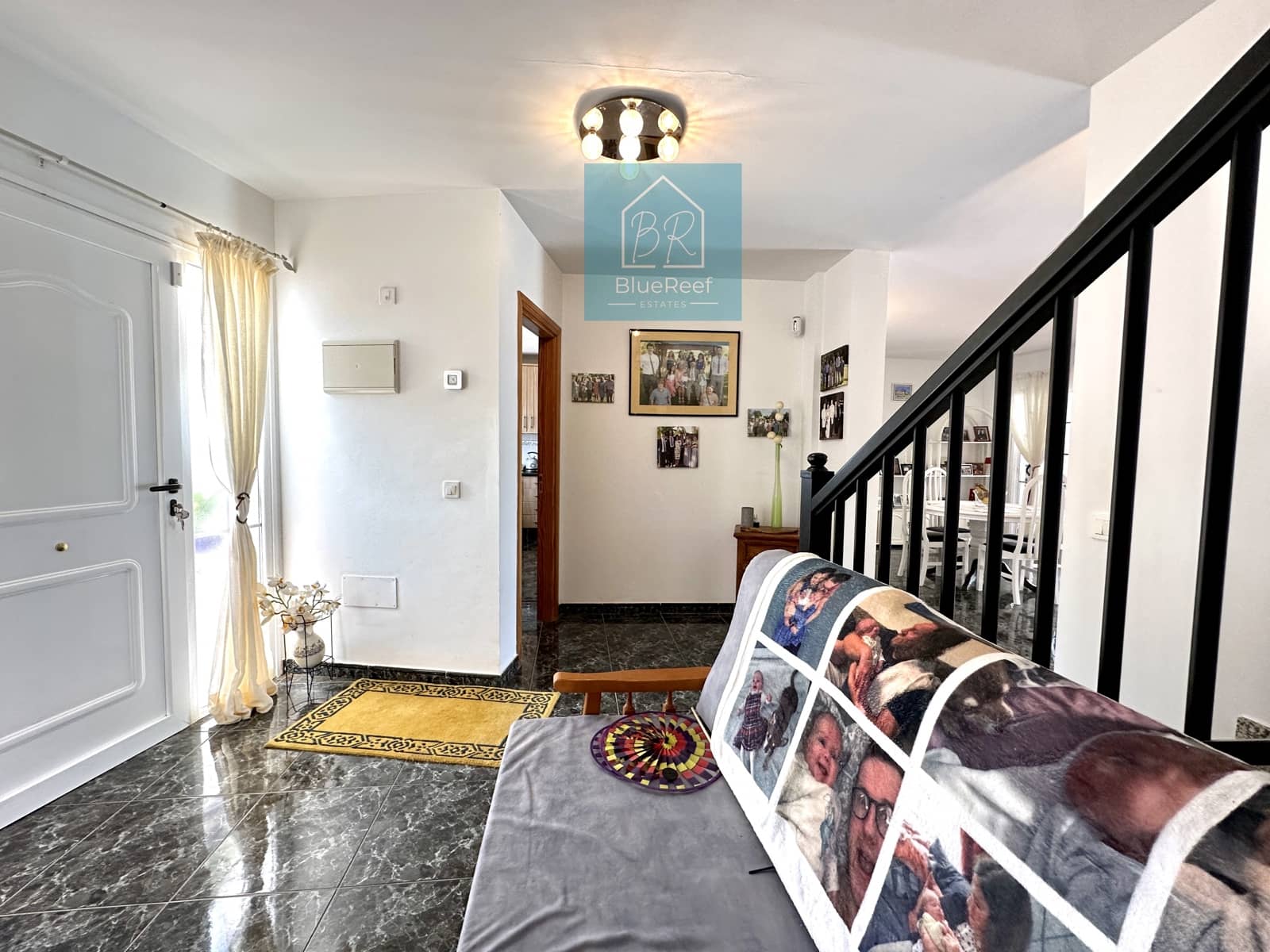 3 soverom Villa til salgs i La Oliva med svømmebasseng garasje - € 475 000 (Ref: 7963581)