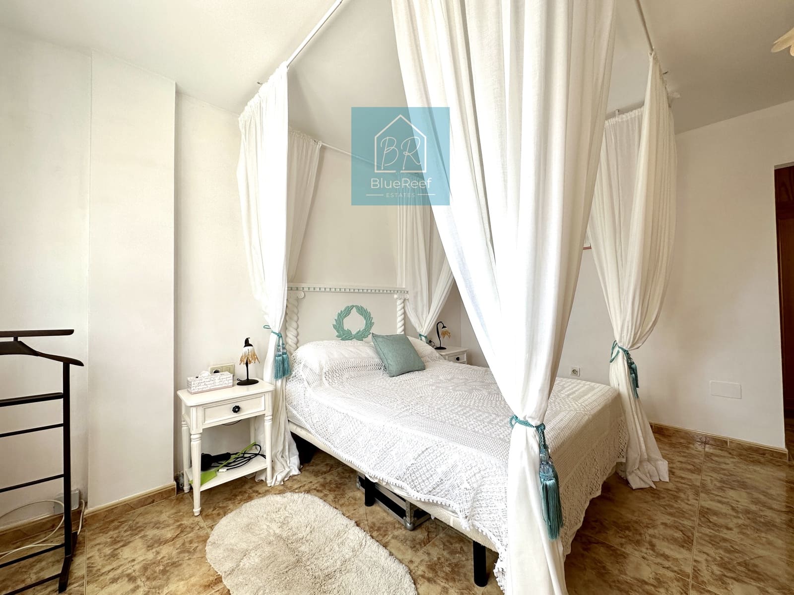 3 soverom Villa til salgs i La Oliva med svømmebasseng garasje - € 475 000 (Ref: 7963581)