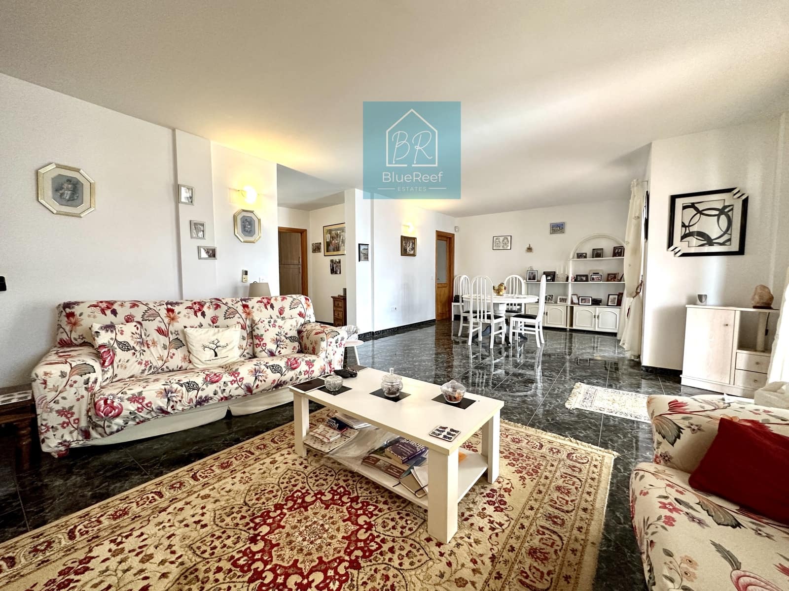 3 soverom Villa til salgs i La Oliva med svømmebasseng garasje - € 475 000 (Ref: 7963581)