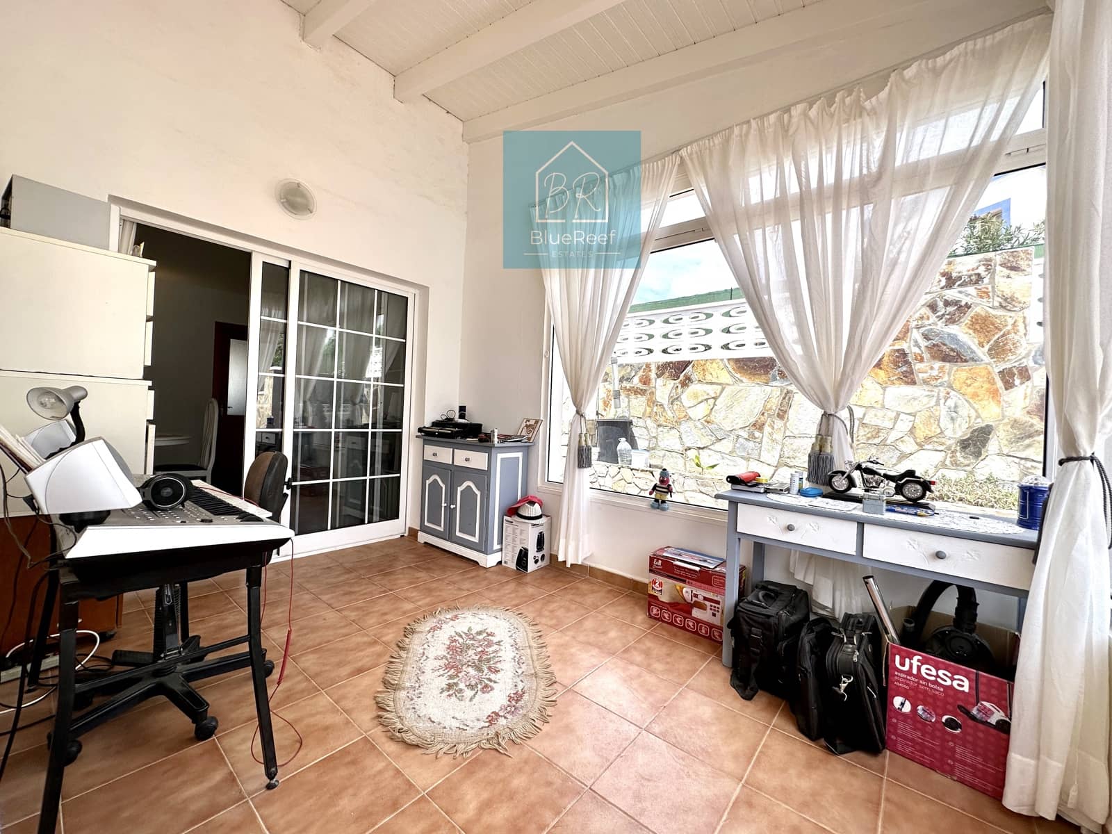 3 soverom Villa til salgs i La Oliva med svømmebasseng garasje - € 475 000 (Ref: 7963581)