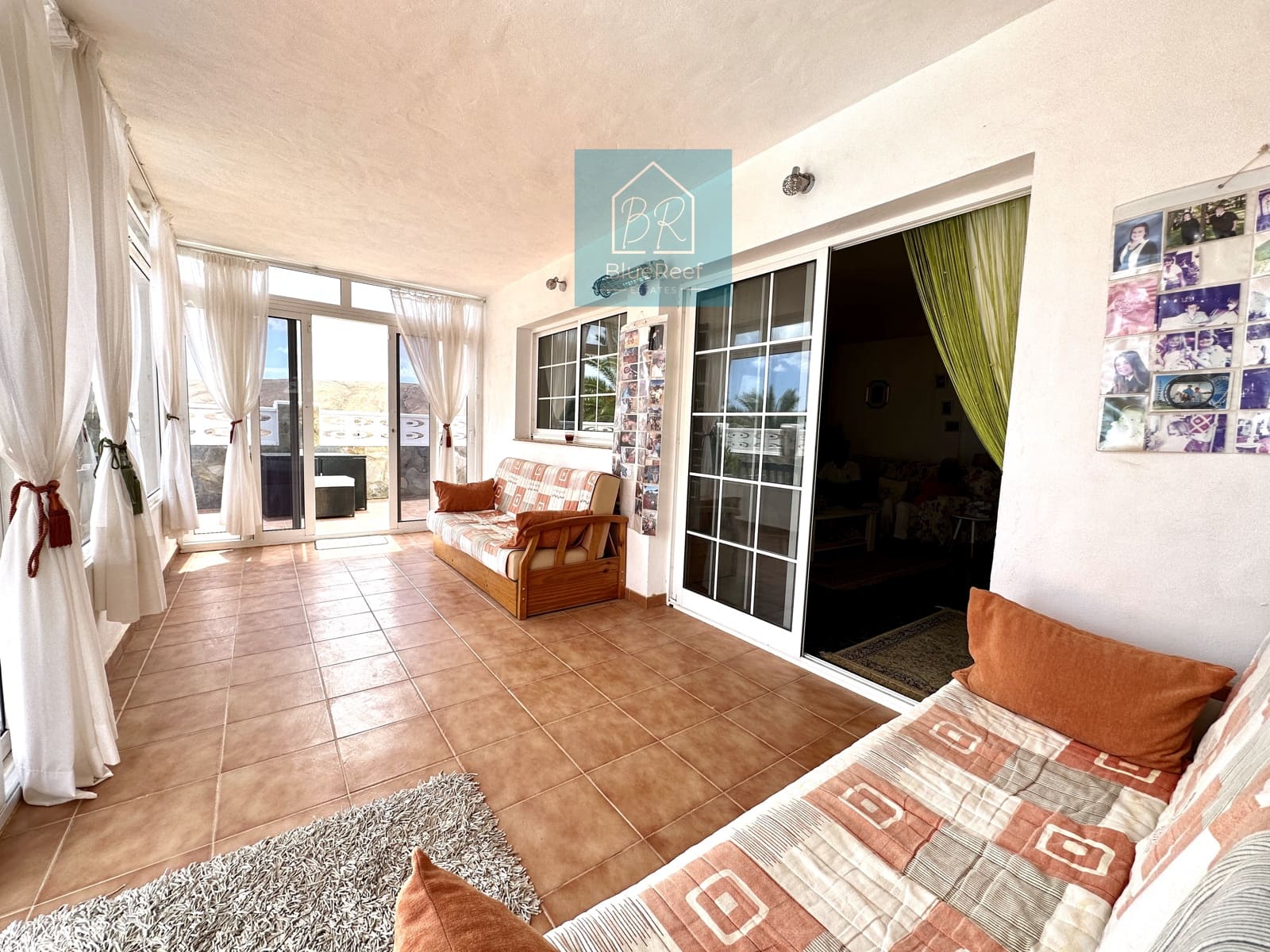 3 soverom Villa til salgs i La Oliva med svømmebasseng garasje - € 475 000 (Ref: 7963581)