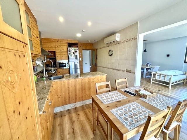 4 soveværelse Byhus til salg i Triquivijate med swimmingpool - € 550.000 (Ref: 8487093)