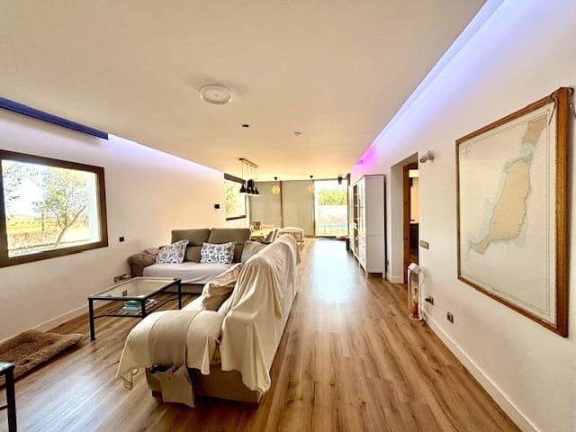 4 soveværelse Byhus til salg i Triquivijate, Antigua med swimmingpool - € 550.000 (Ref: 8487093)