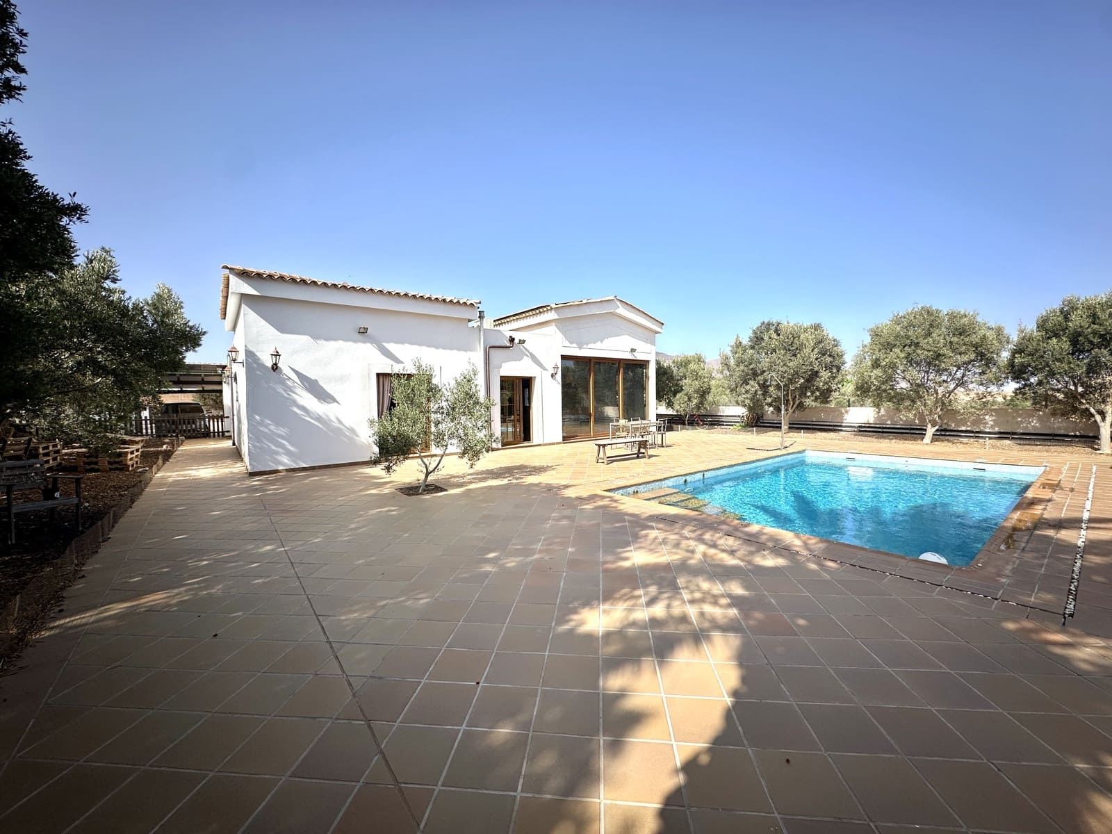 4 soveværelse Byhus til salg i Triquivijate med swimmingpool - € 550.000 (Ref: 8487093)