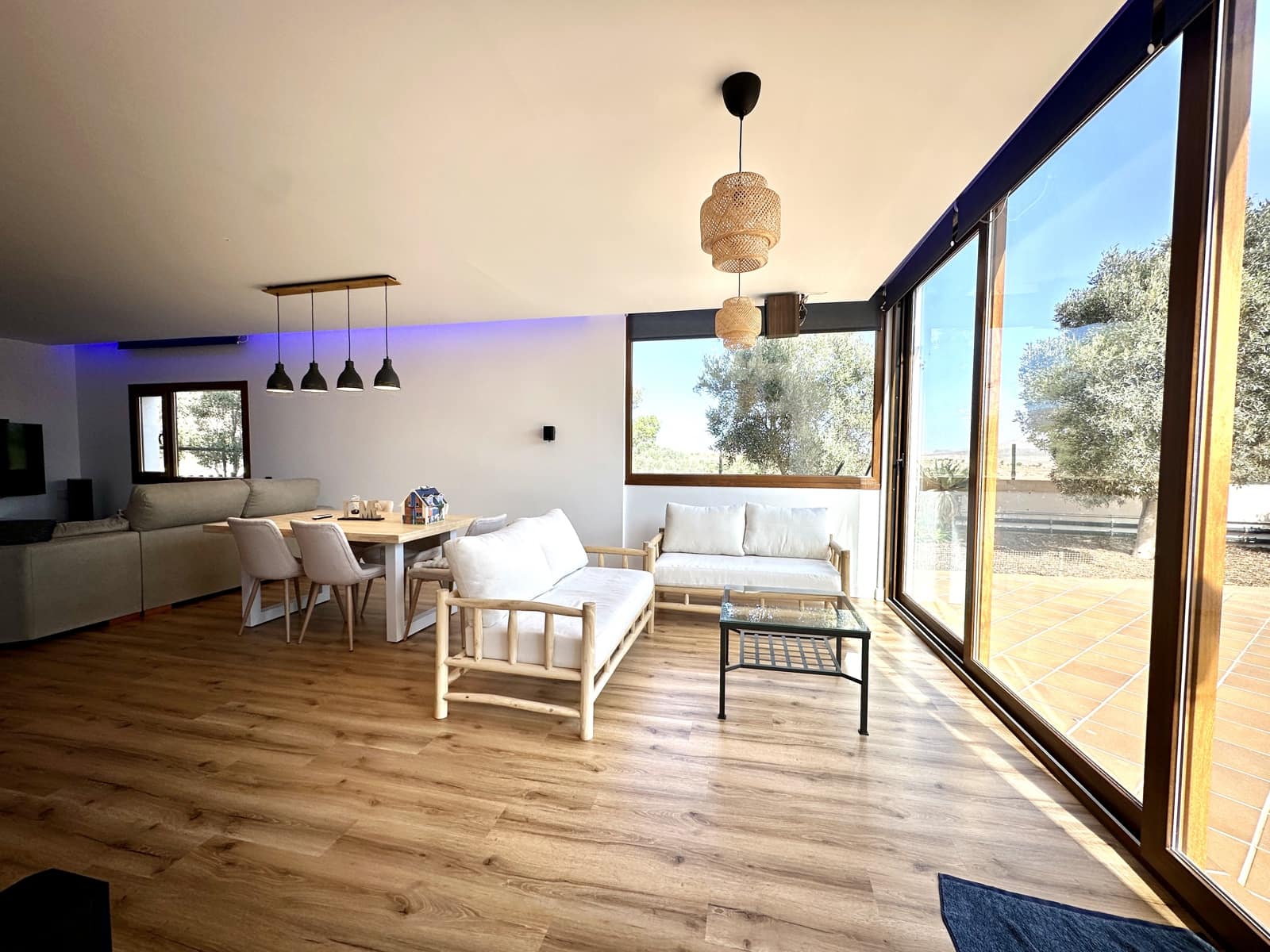 4 soveværelse Byhus til salg i Triquivijate med swimmingpool - € 550.000 (Ref: 8487093)