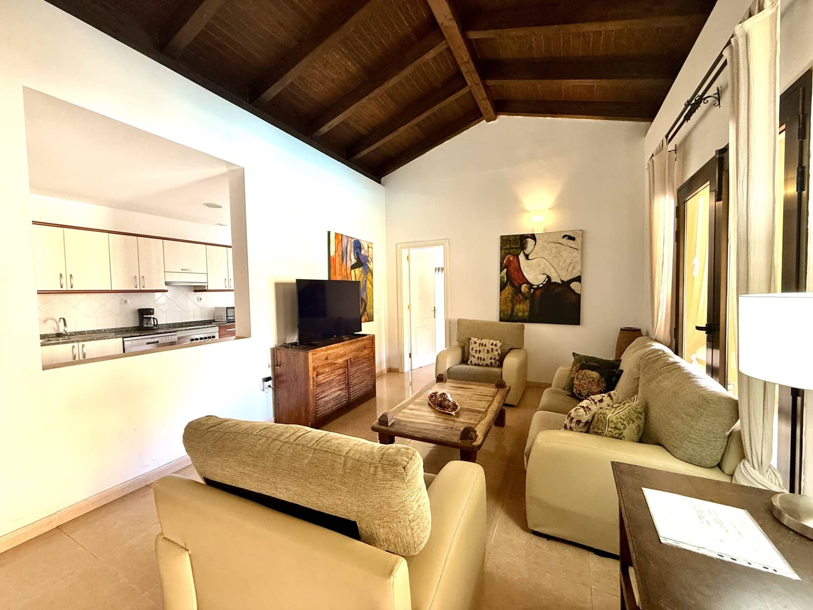 3 soveværelse Villa til salg i Corralejo med swimmingpool garage - € 480.000 (Ref: 8829949)