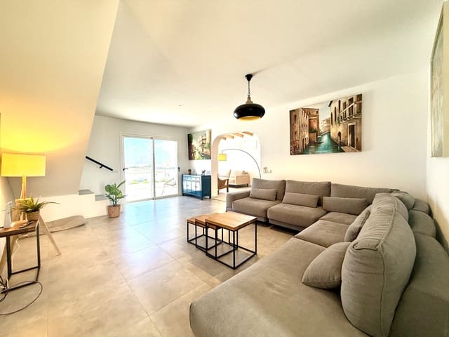 3 slaapkamer Villa te koop in Triquivijate, Antigua - € 675.000 (Ref: 8885821)