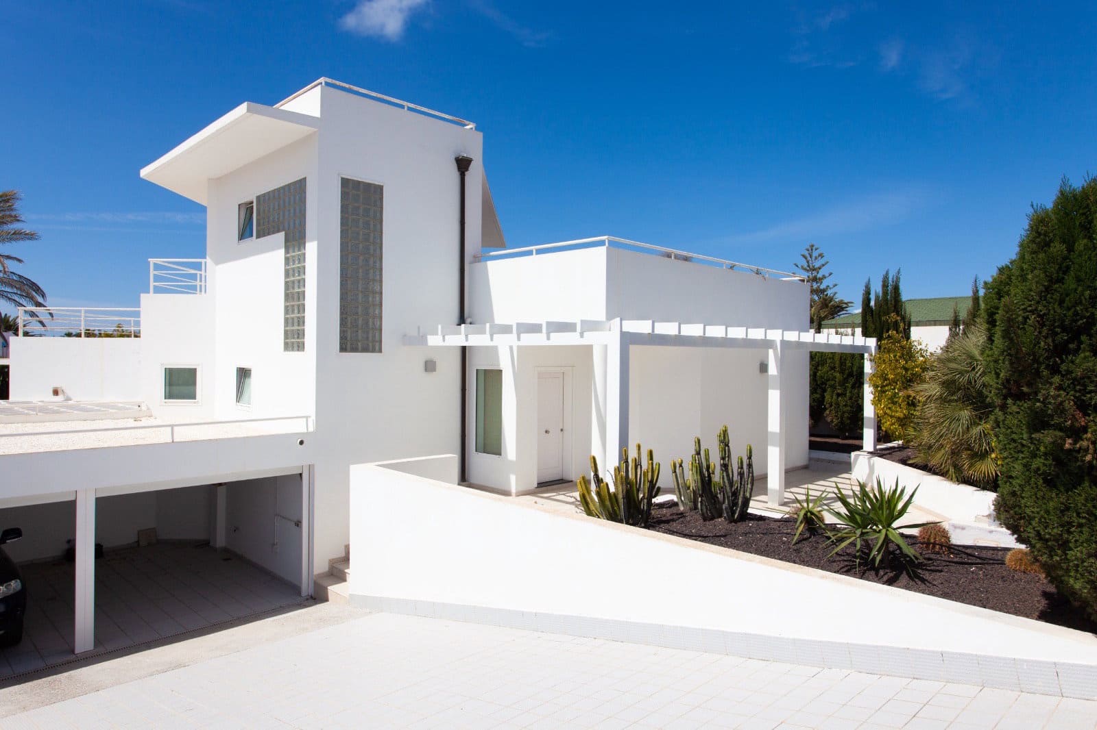Chalet de 3 habitaciones en Corralejo en venta con piscina garaje - 1.150.000 € (Ref: 8940960)