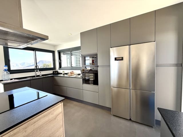 3 soverom Villa til salgs i Puerto del Rosario - € 650 000 (Ref: 8952144)