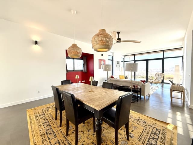 3 soverom Villa til salgs i Puerto del Rosario - € 650 000 (Ref: 8952144)