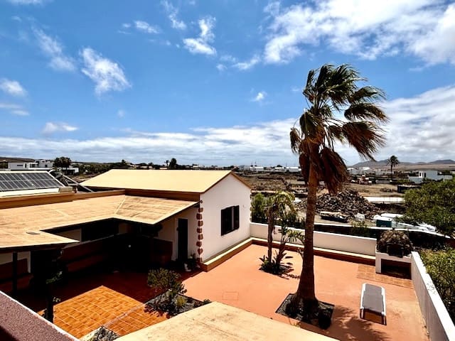 3 soveværelse Finca/Landehus til salg i Lajares med swimmingpool garage - € 1.300.000 (Ref: 9101602)