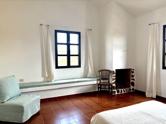 3 soveværelse Finca/Landehus til salg i Lajares med swimmingpool garage - € 1.300.000 (Ref: 9101602)