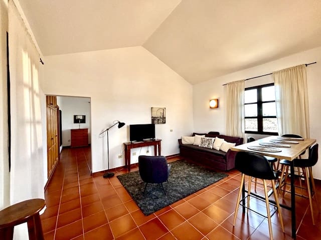 3 soveværelse Finca/Landehus til salg i Lajares med swimmingpool garage - € 1.300.000 (Ref: 9101602)