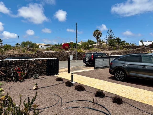 3 soveværelse Finca/Landehus til salg i Lajares med swimmingpool garage - € 1.300.000 (Ref: 9101602)