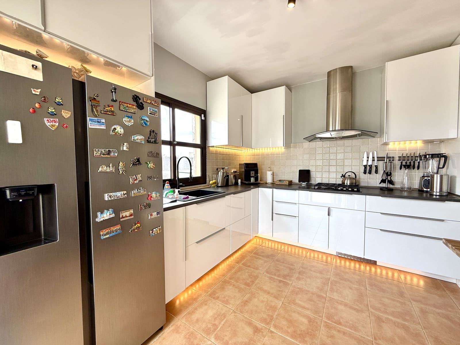 3 soveværelse Byhus til salg i Triquivijate med swimmingpool - € 550.000 (Ref: 9156348)