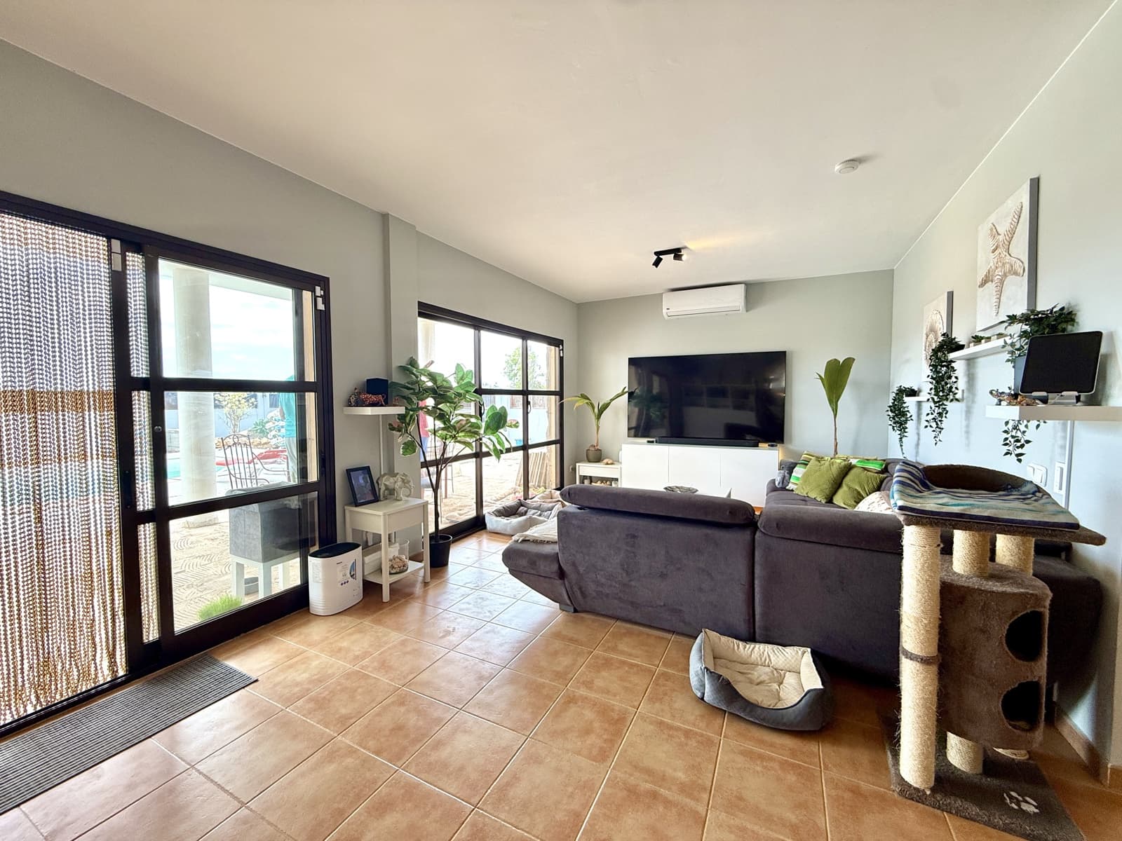 3 soveværelse Byhus til salg i Triquivijate med swimmingpool - € 550.000 (Ref: 9156348)