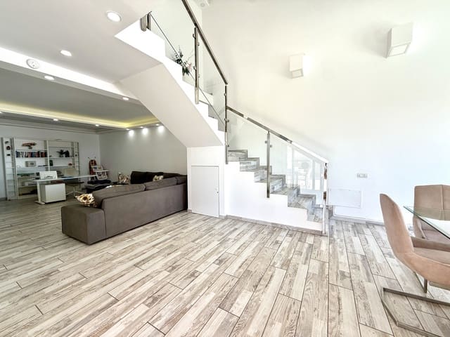 5 slaapkamer Appartement te koop in Caleta de Fuste, Antigua met zwembad garage - € 655.000 (Ref: 9293497)