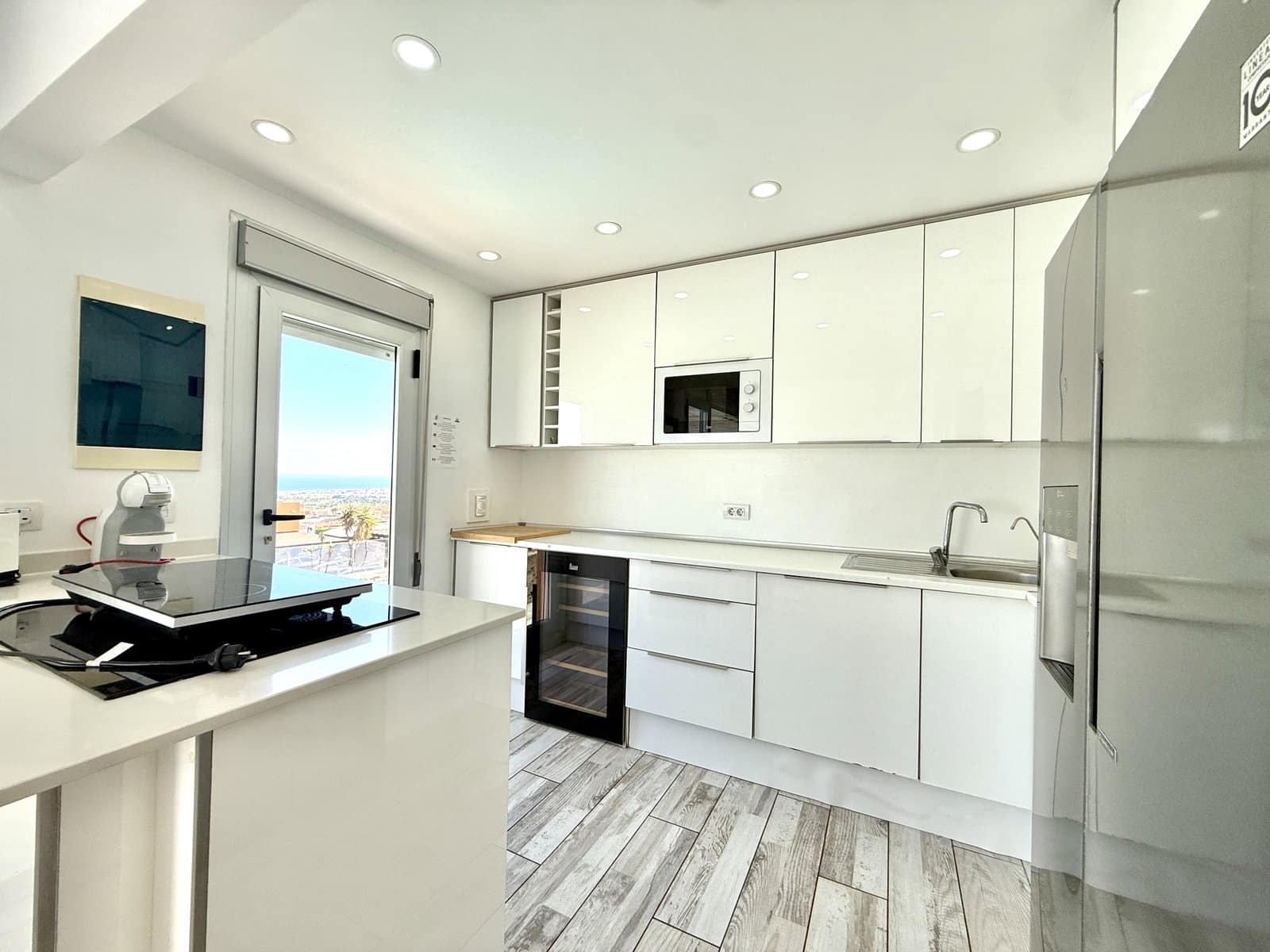 5 sypialnia Apartament na sprzedaż w Caleta de Fuste z basenem garażem - 655 000 € (Ref: 9293497)