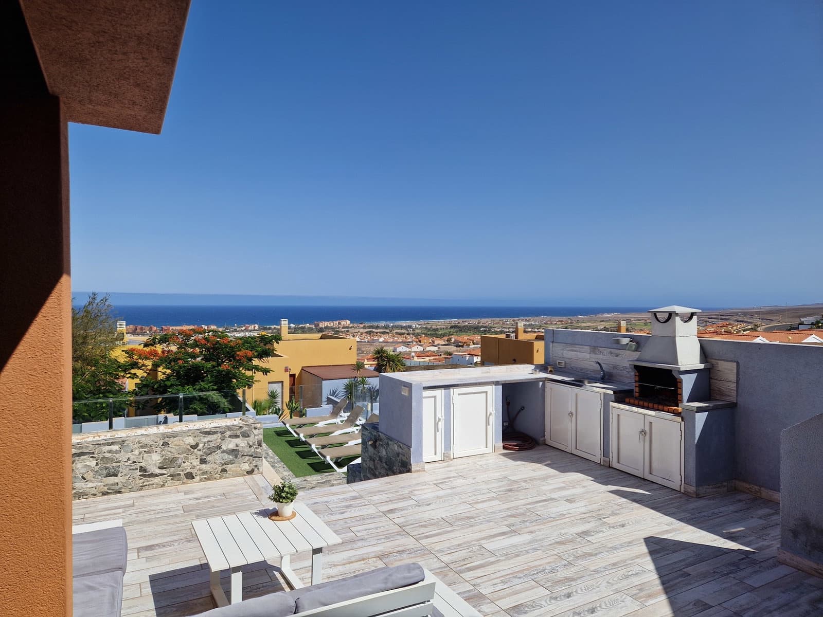 5 sypialnia Apartament na sprzedaż w Caleta de Fuste z basenem garażem - 655 000 € (Ref: 9293497)