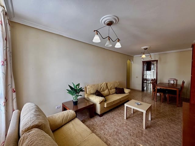 3 slaapkamer Appartement te koop in Puerto del Rosario met garage - € 210.000 (Ref: 9309110)