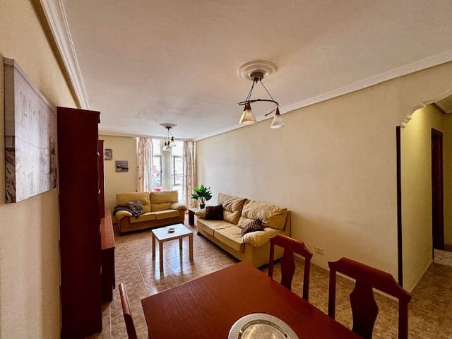 3 slaapkamer Appartement te koop in Puerto del Rosario met garage - € 210.000 (Ref: 9309110)