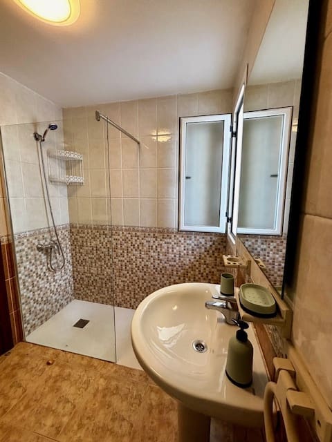 3 slaapkamer Appartement te koop in Puerto del Rosario met garage - € 210.000 (Ref: 9309110)