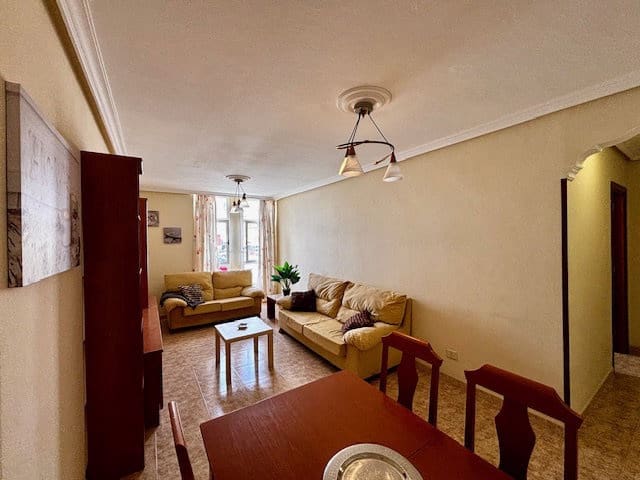 3 bedroom Apartment for sale in Puerto del Rosario with garage - € 195,000 (Ref: 9309110)