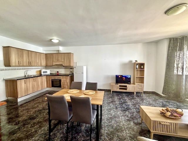 3 bedroom Apartment for sale in Puerto del Rosario - € 145,000 (Ref: 9312295)