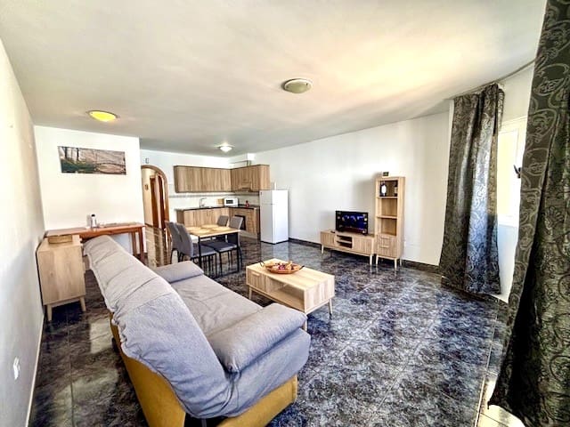 3 bedroom Apartment for sale in Puerto del Rosario - € 145,000 (Ref: 9312295)