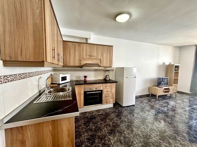 3 bedroom Apartment for sale in Puerto del Rosario - € 145,000 (Ref: 9312295)