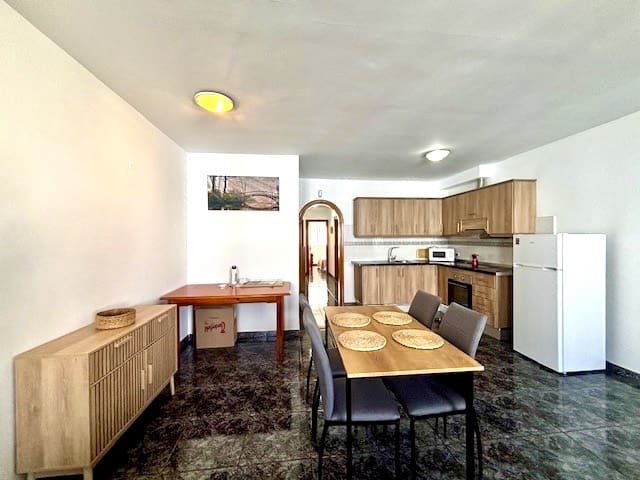 3 bedroom Apartment for sale in Puerto del Rosario - € 145,000 (Ref: 9312295)