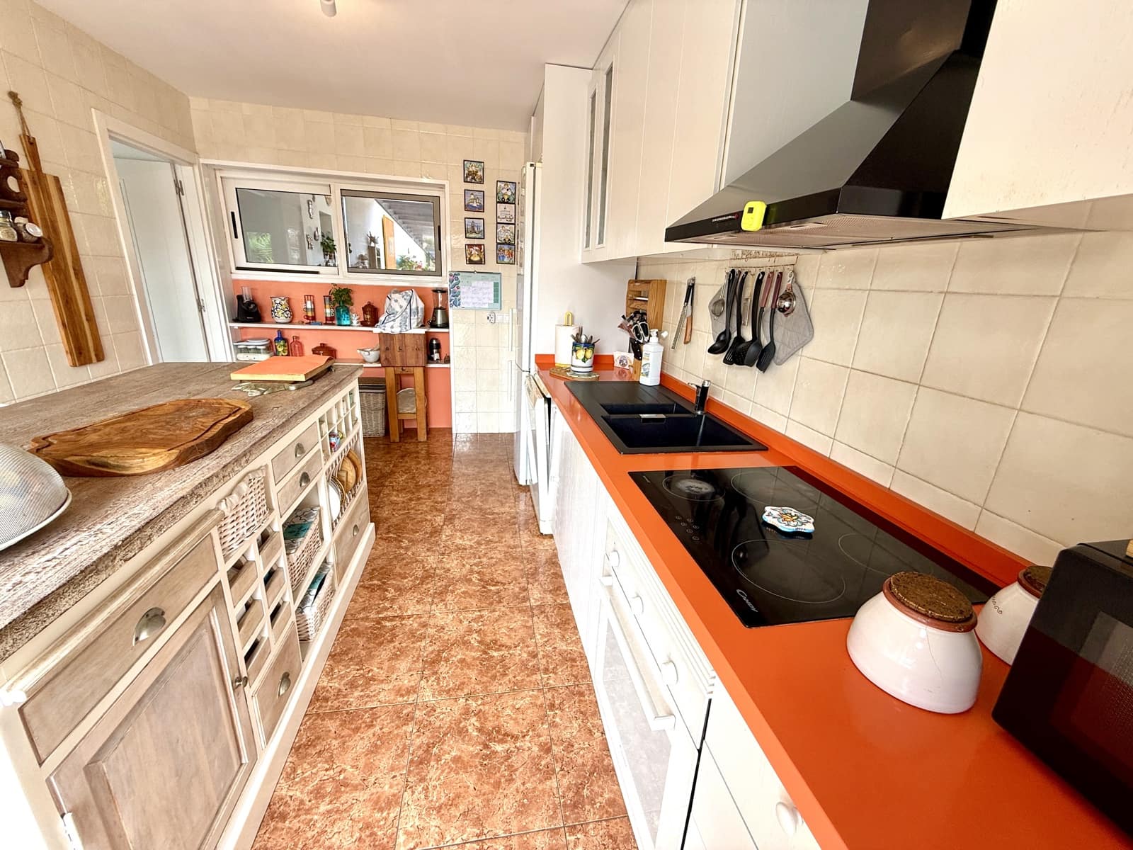 3 slaapkamer Villa te koop in Villaverde met zwembad - € 700.000 (Ref: 9332718)