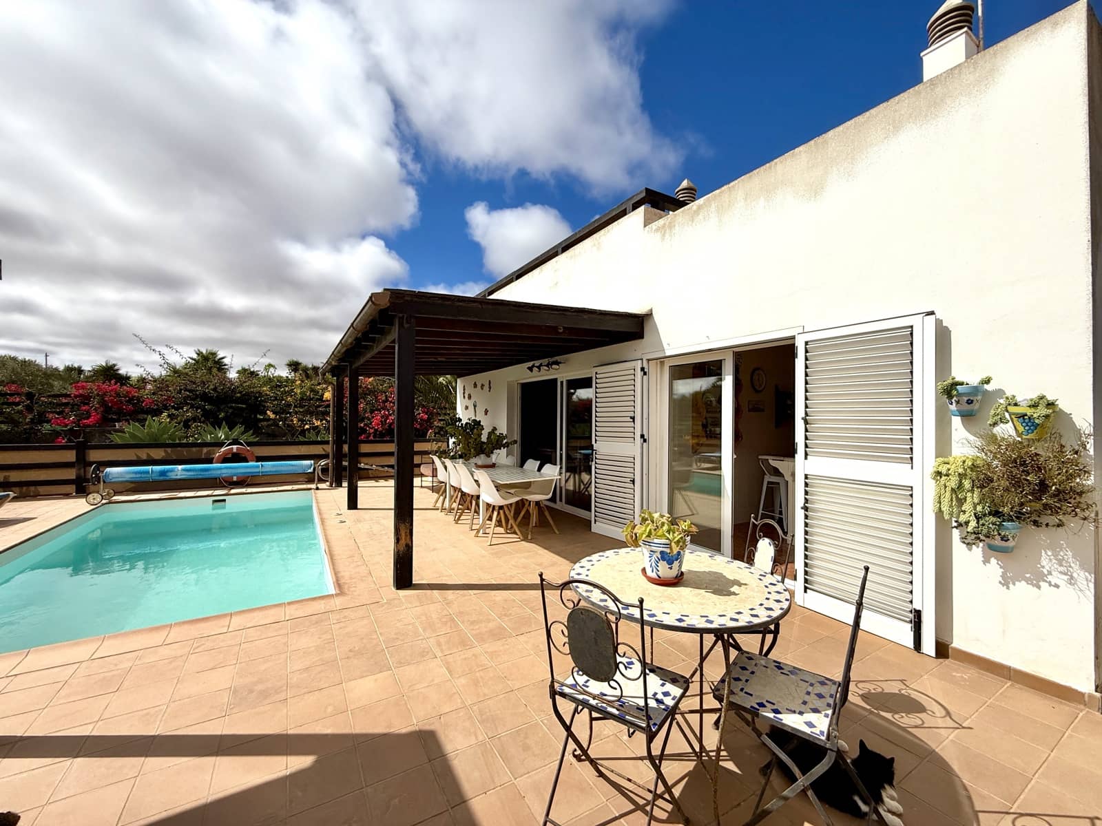 3 slaapkamer Villa te koop in Villaverde met zwembad - € 700.000 (Ref: 9332718)