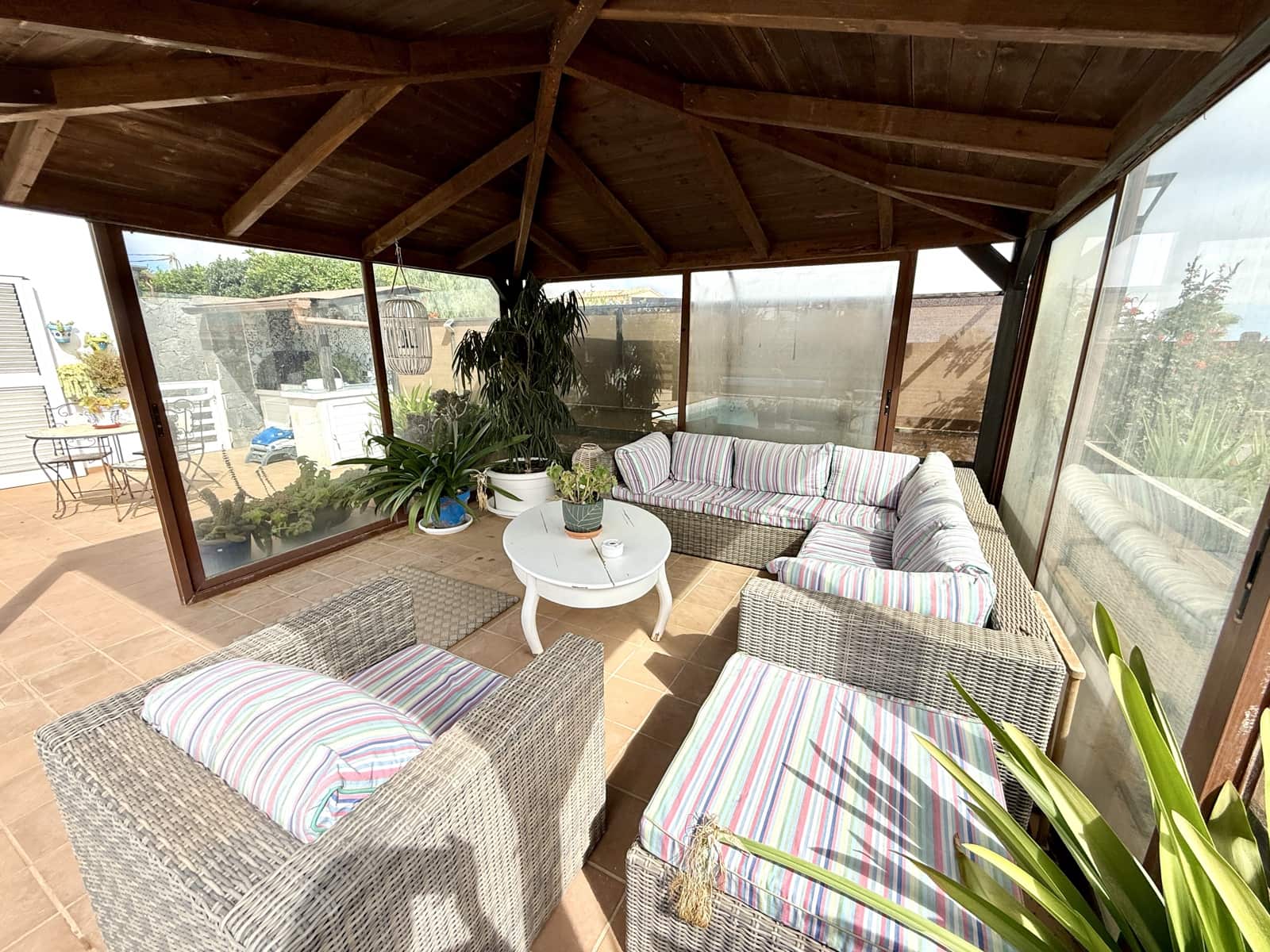 3 slaapkamer Villa te koop in Villaverde met zwembad - € 700.000 (Ref: 9332718)