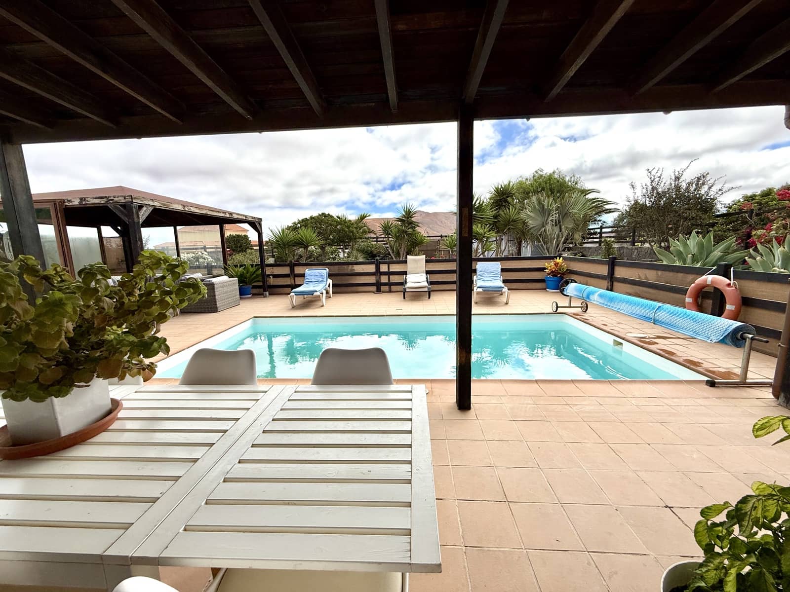 3 slaapkamer Villa te koop in Villaverde met zwembad - € 700.000 (Ref: 9332718)