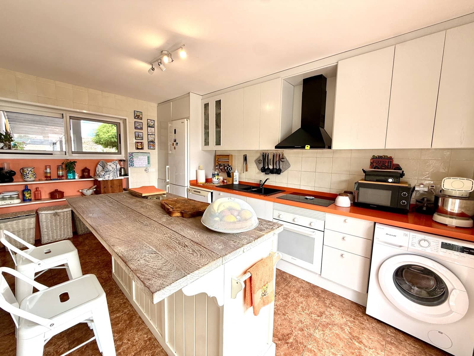 3 bedroom Villa for sale in Villaverde with pool - € 700,000 (Ref: 9332718)