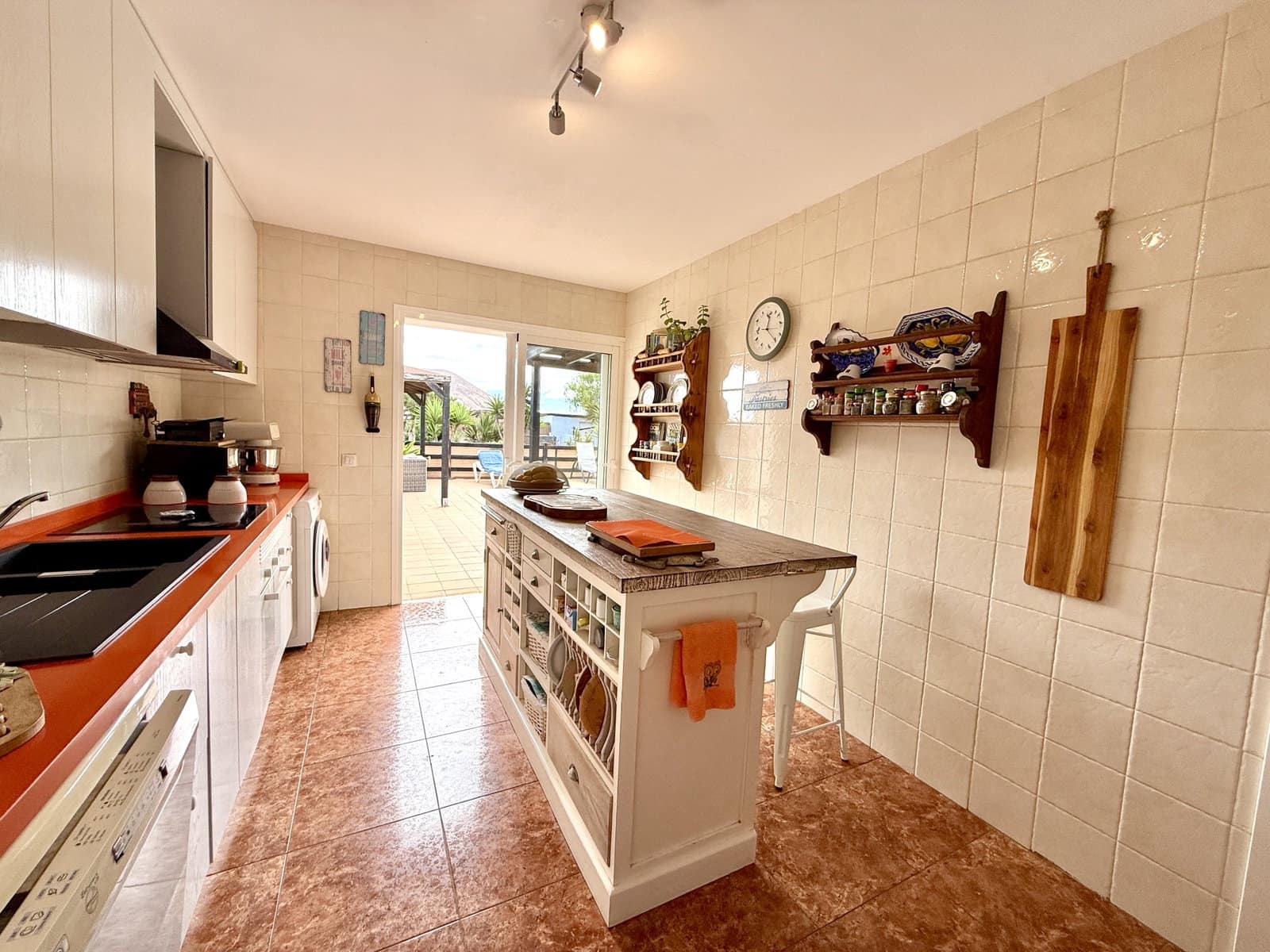 3 bedroom Villa for sale in Villaverde with pool - € 700,000 (Ref: 9332718)